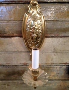 Victorian Sconce in Brass with Crystal Baubache